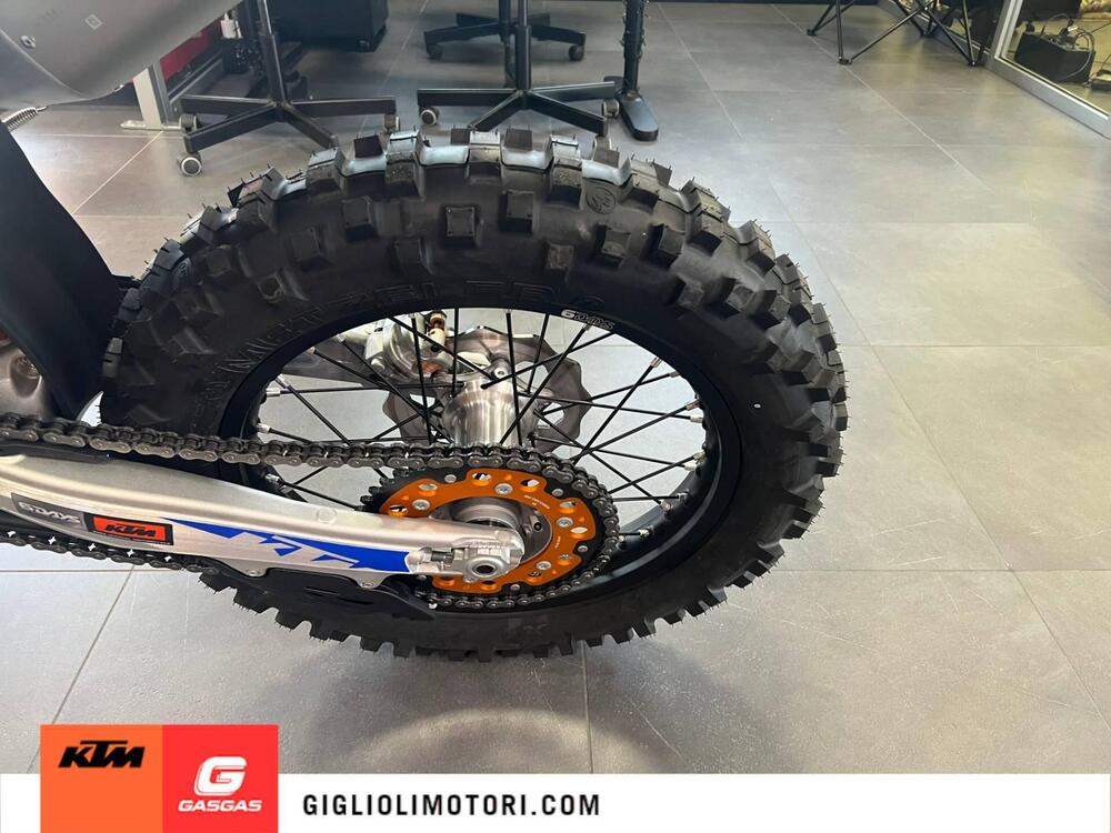 KTM 350 EXC-F 6Days (2026) (8)