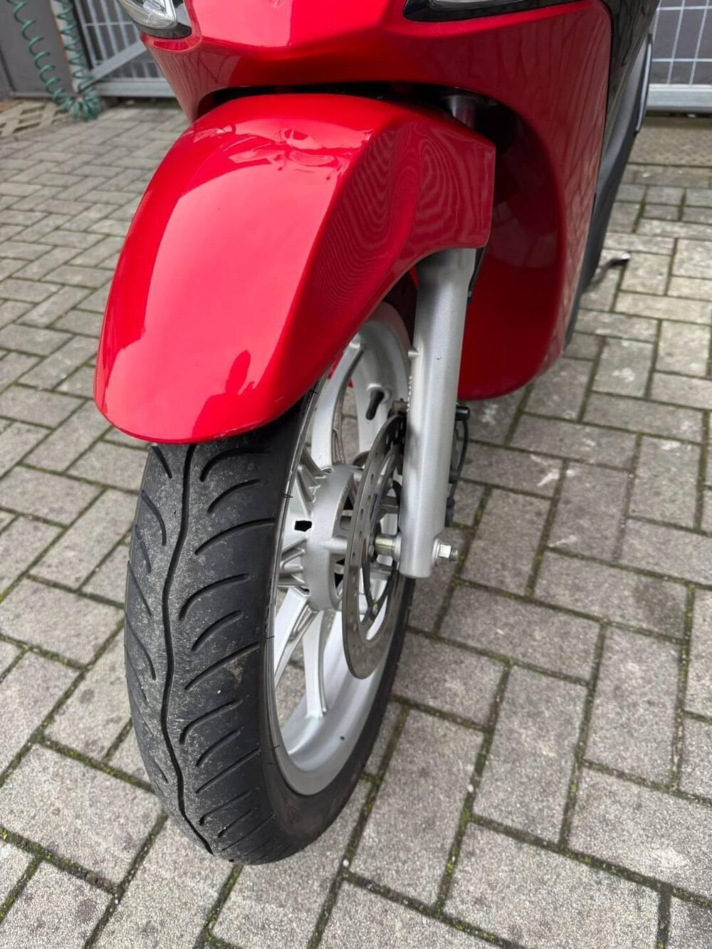 Piaggio Liberty 50 3V (2021 - 24) (6)