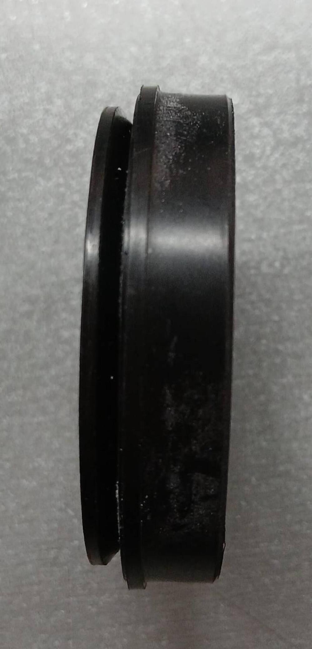 91205KE8003 Paraolio 34x52x13 Honda