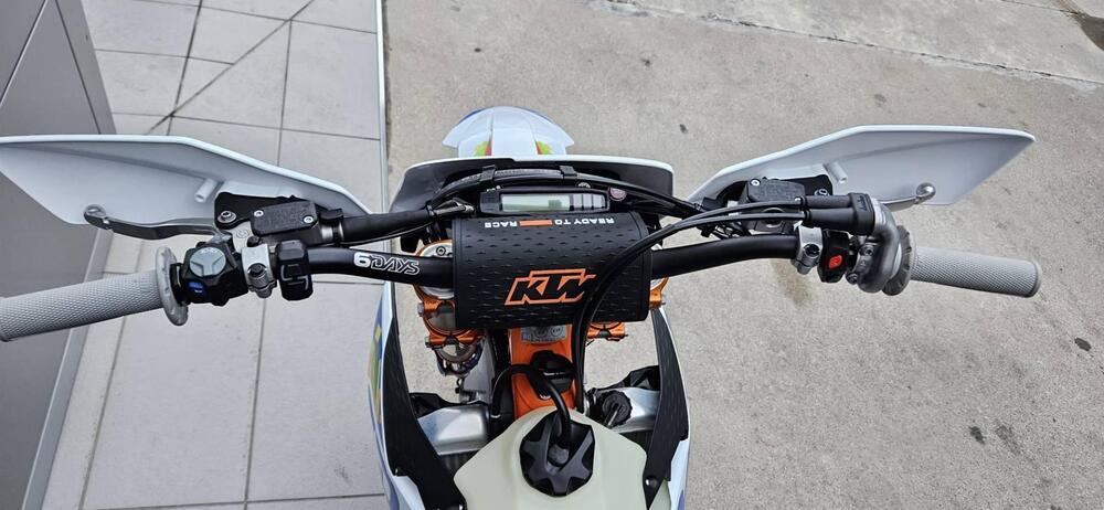 KTM 300 EXC 6Days (2026) (4)