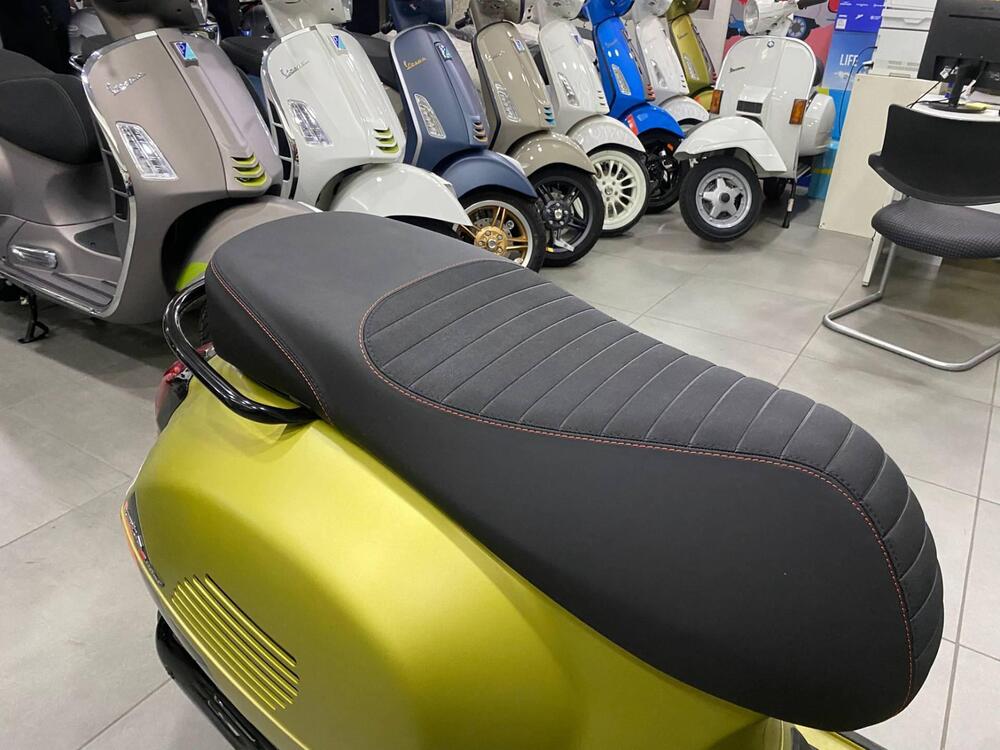 Vespa GTS 125 Super Sport (2025 - 26) (5)