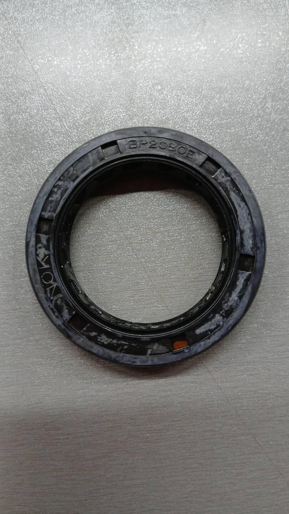 91206MB2003 paraolio 40x58x9 NOK Honda (2)