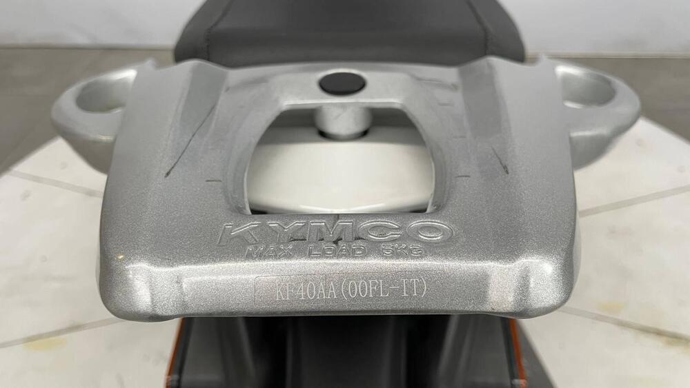 Kymco Agility 200i R16 (2008 - 16) (9)