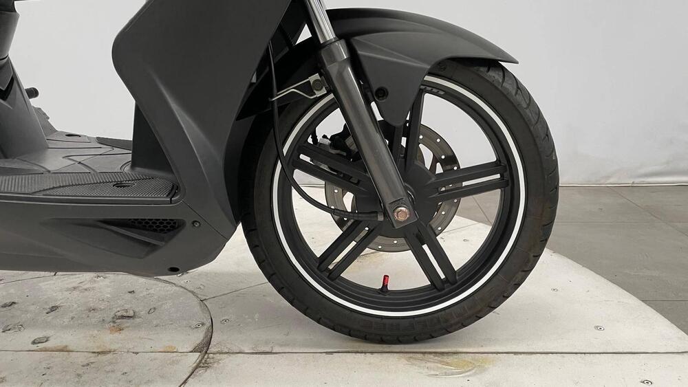 Kymco Agility 200i R16 (2008 - 16) (6)