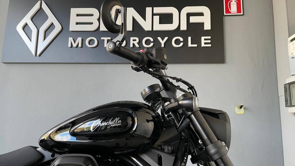 Benda Motorcycles Chinchilla 500 V2 (2025 - 26) (15)