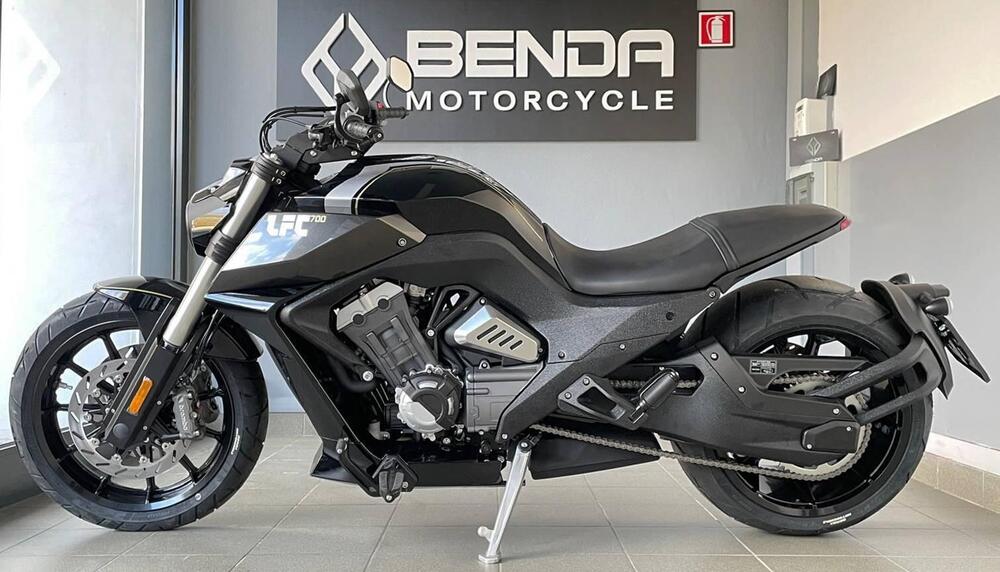 Benda Motorcycles LFC 700 (2024 - 26) (2)