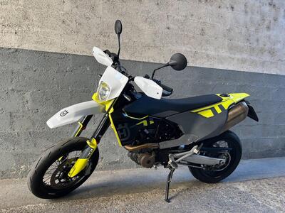 Husqvarna 701 Supermoto (2023 - 25) usata