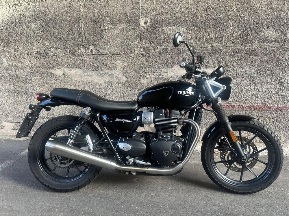Triumph Street Twin 900 (2017 - 18)