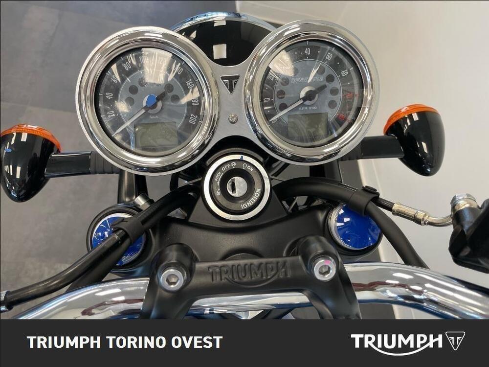 Triumph Bonneville T100 Chrome Edition (2023) (7)