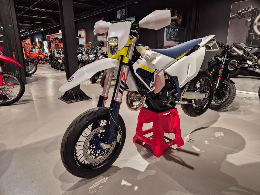 Husqvarna TE 125 (2025) (3)
