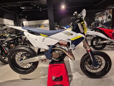 Husqvarna TE 125 (2025) nuova