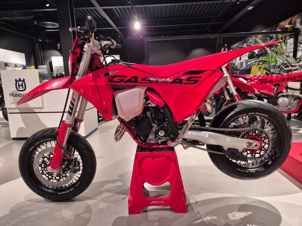 GASGAS EC 125 (2025) (4)