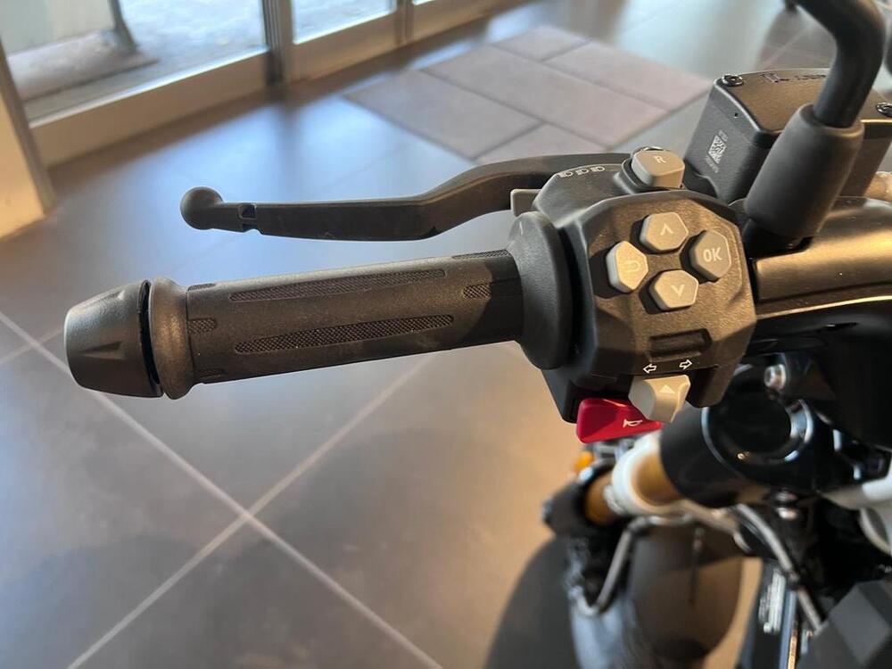 Bmw CE 02 AM (2024 - 26) (8)