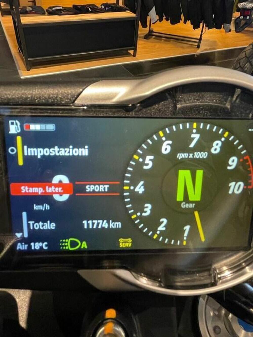 Ducati Scrambler 800 Icon (2023 - 24) (2)