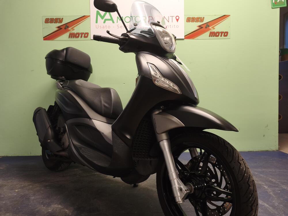 Piaggio Beverly 350 SportTouring ie ABS (2011 - 17) (5)