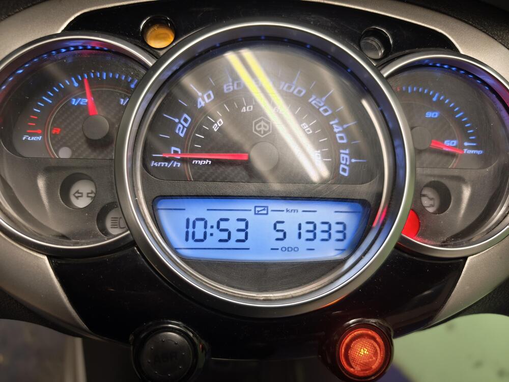 Piaggio Beverly 350 SportTouring ie ABS (2011 - 17) (6)