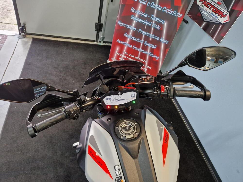 Yamaha MT-07 (2018 - 20) (17)