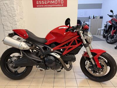 Ducati Monster 696 (2008 - 13) usata