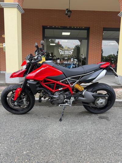 Ducati Hypermotard 950 (2022 - 25) usata