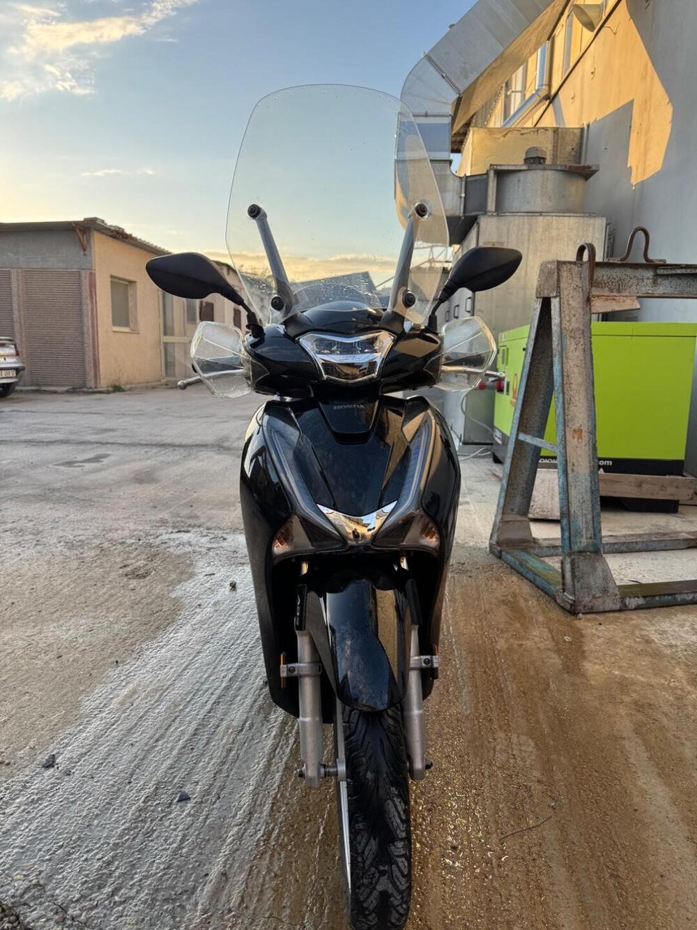 Honda SH 150 i (2017 - 19) (7)