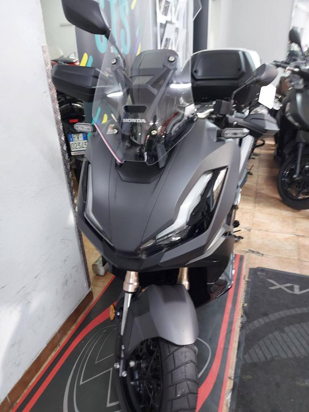 Honda ADV 350 (2022 - 24) (2)