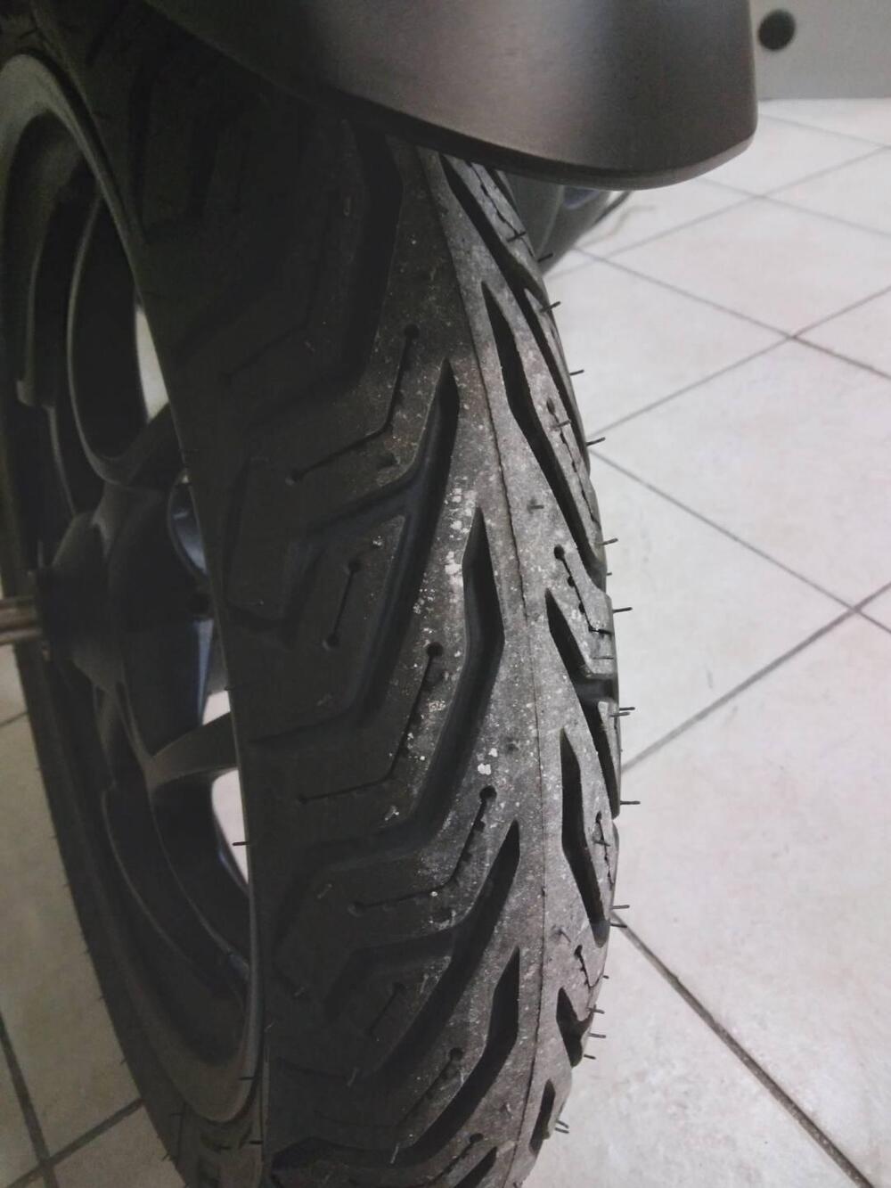 Piaggio Medley 150 S ABS (2021 - 25) (5)