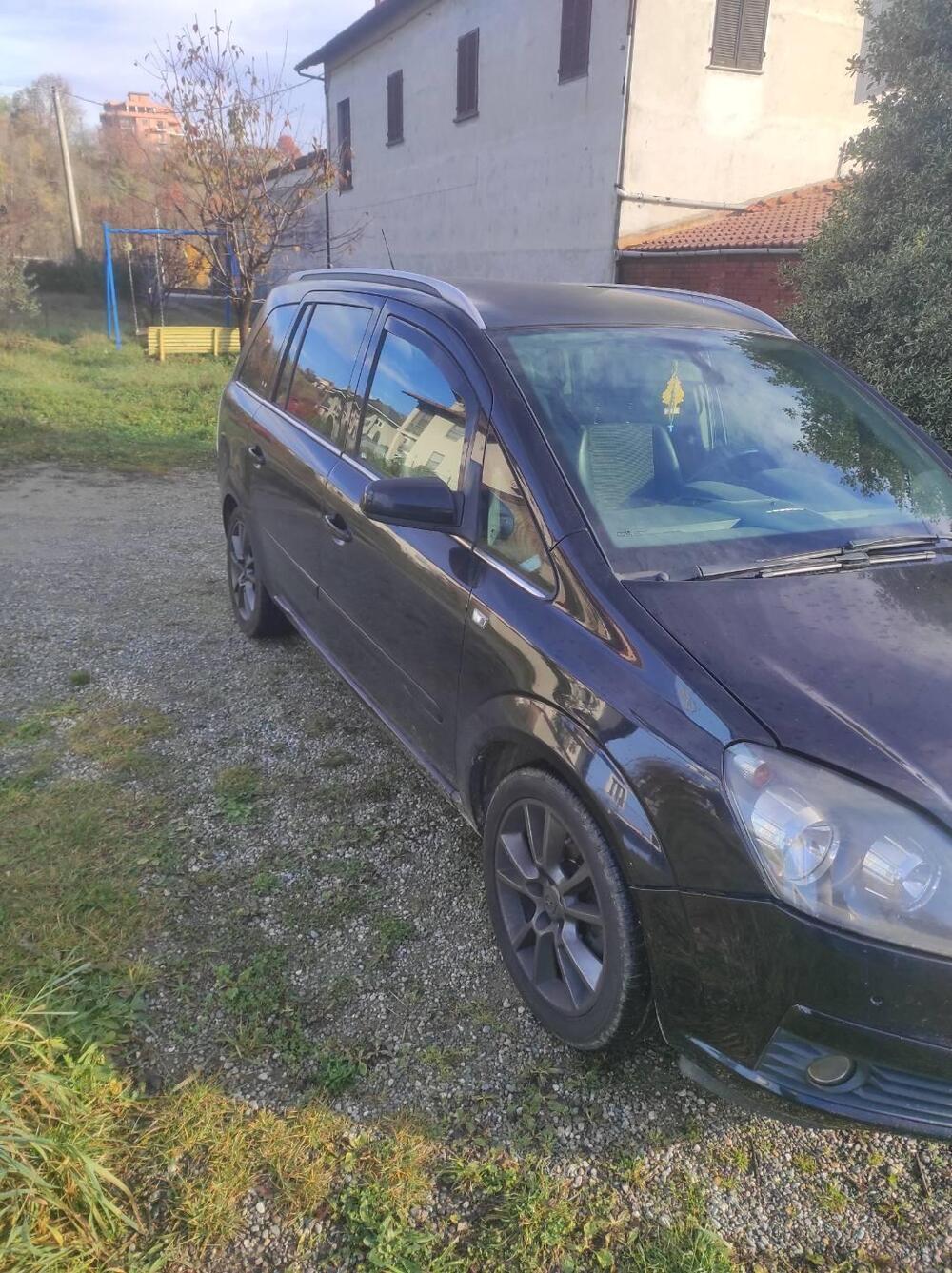 Opel Zafira usata a Torino (3)