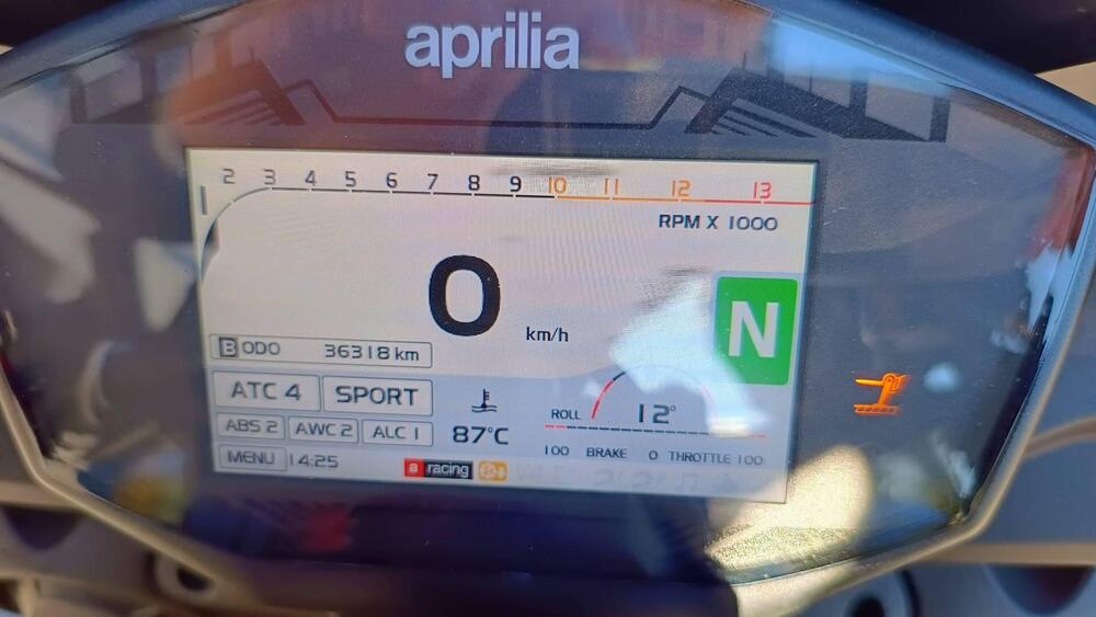 Aprilia Tuono V4 RR (2017 - 18) (3)