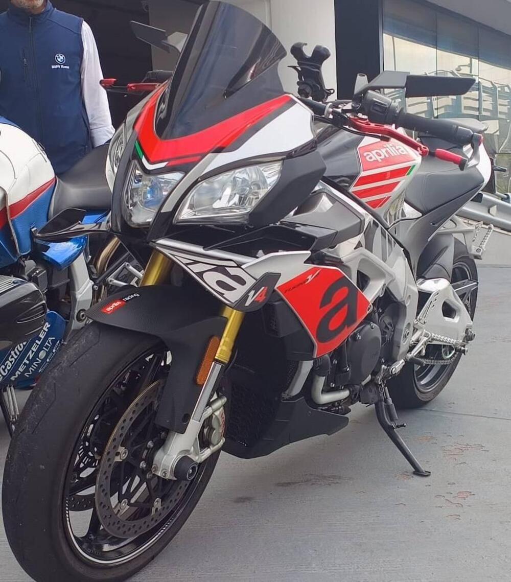 Aprilia Tuono V4 RR (2017 - 18) (6)