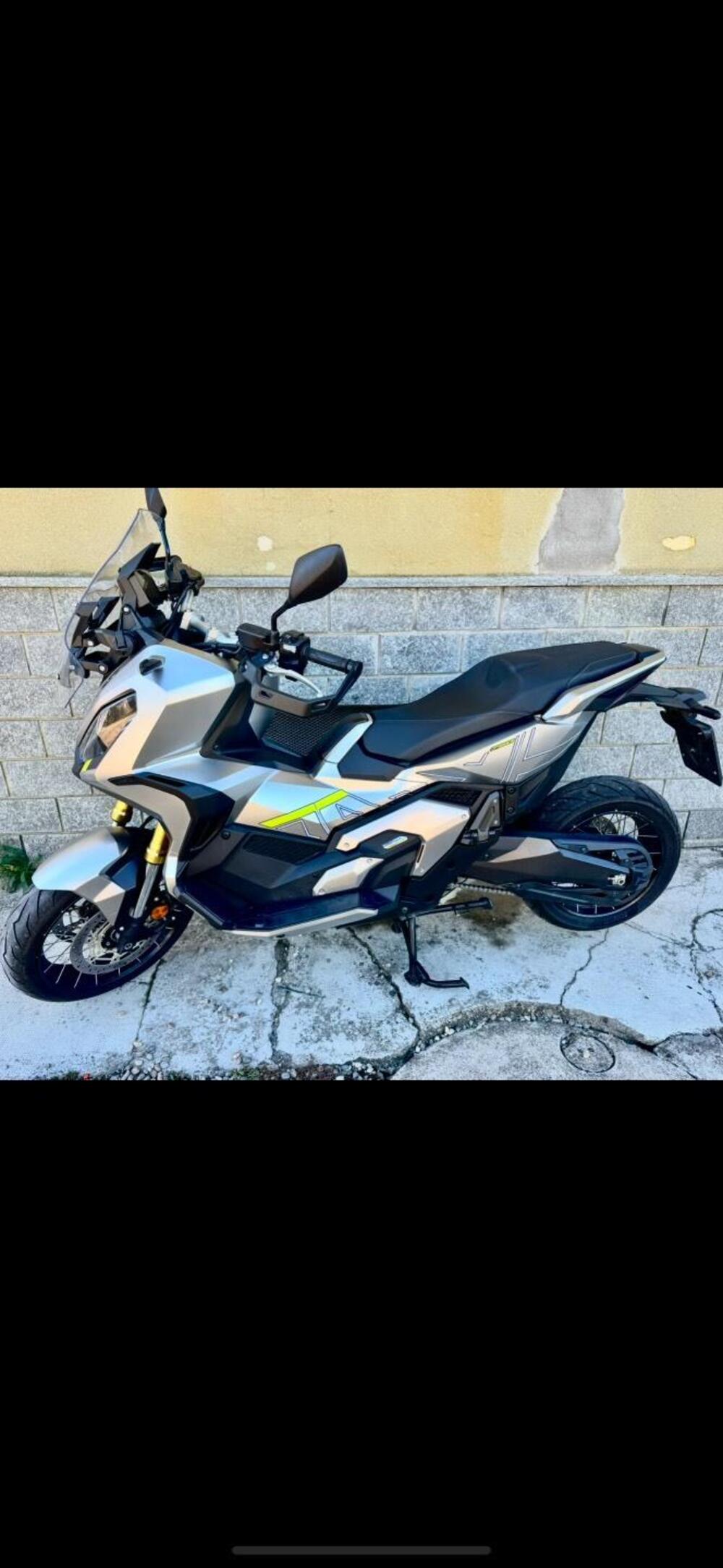 Honda X-ADV 750 DCT Travel (2021 - 24) (4)