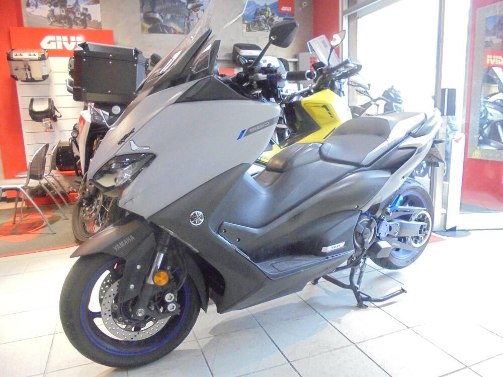 Yamaha T-Max 560 (2020 - 21) (2)