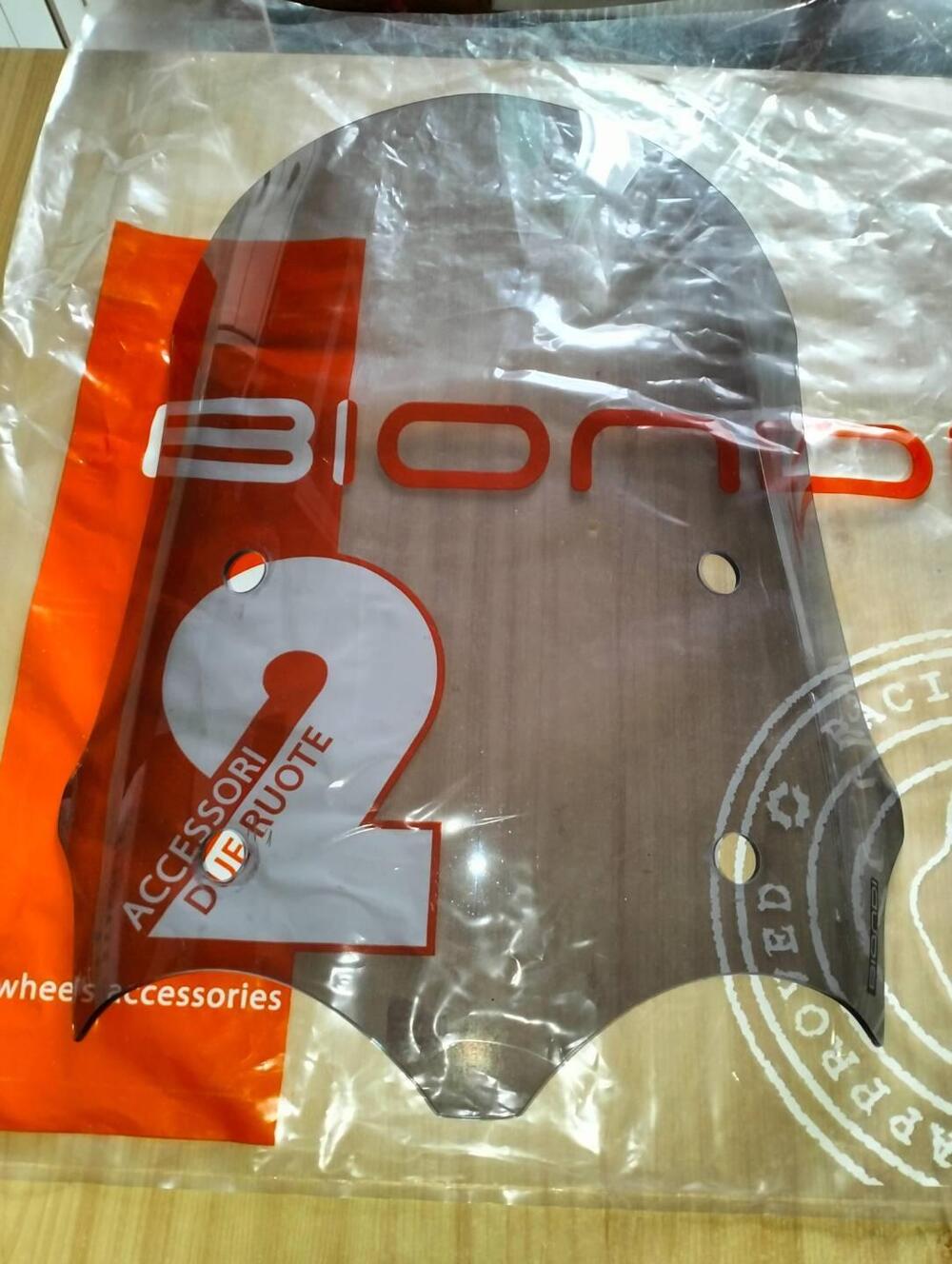 Plexiglass moto guzzi v85tt 2019 - giu2024 Biondi (2)