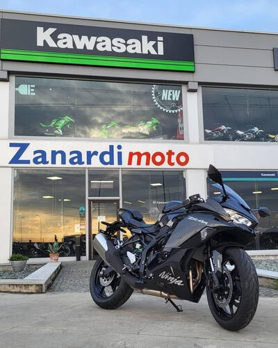 Kawasaki Ninja ZX-4R (2024 - 26) nuova