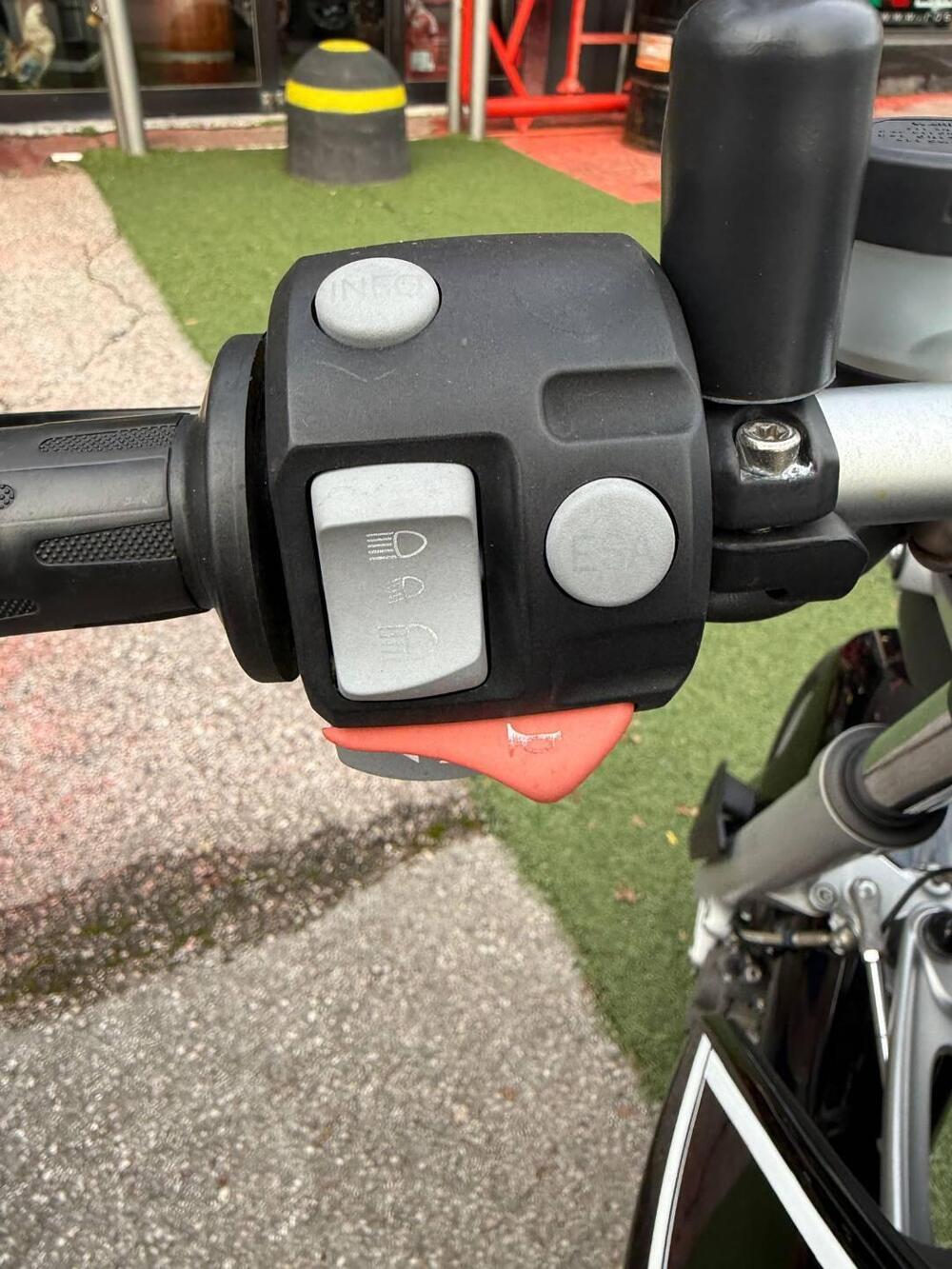 Bmw R 1200 R (2006 - 11) (14)