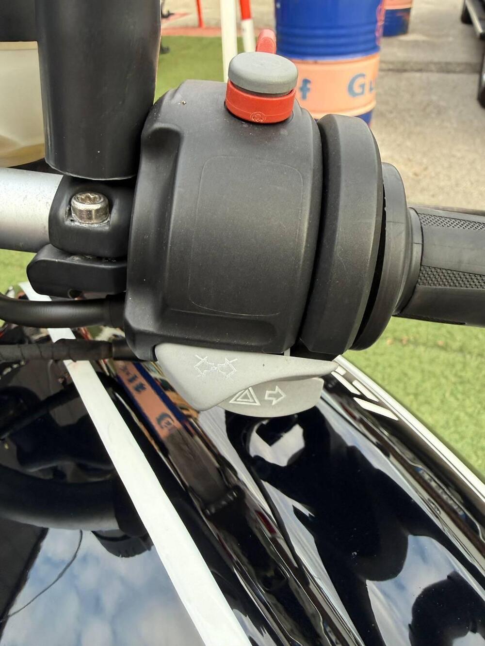 Bmw R 1200 R (2006 - 11) (15)