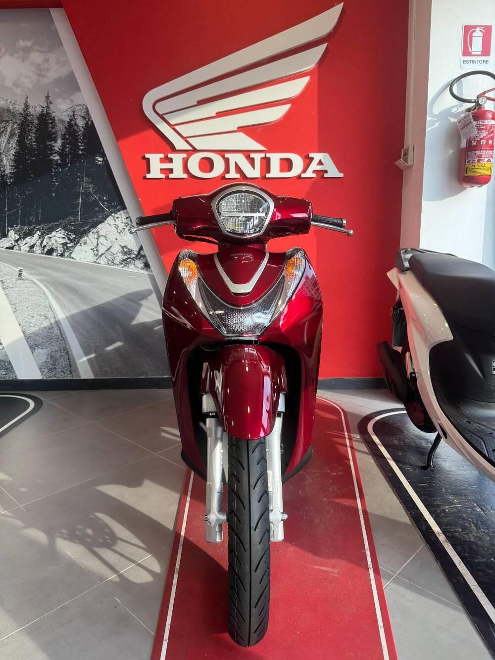 Honda SH 125 Mode (2024 - 26) (2)