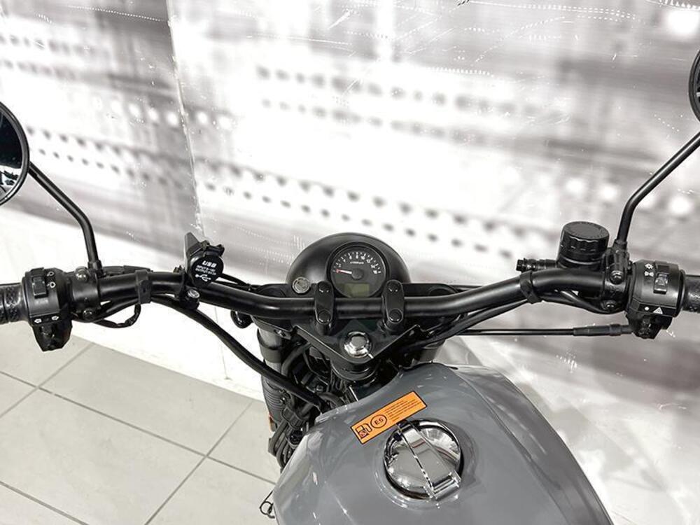 Brixton Motorcycles Cromwell 125 CBS (2021 - 26) (5)