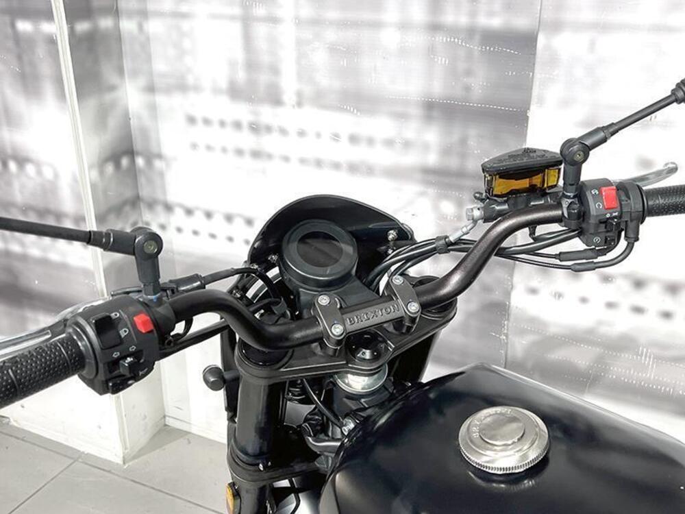 Brixton Motorcycles Crossfire 500 X (2021 - 26) (6)