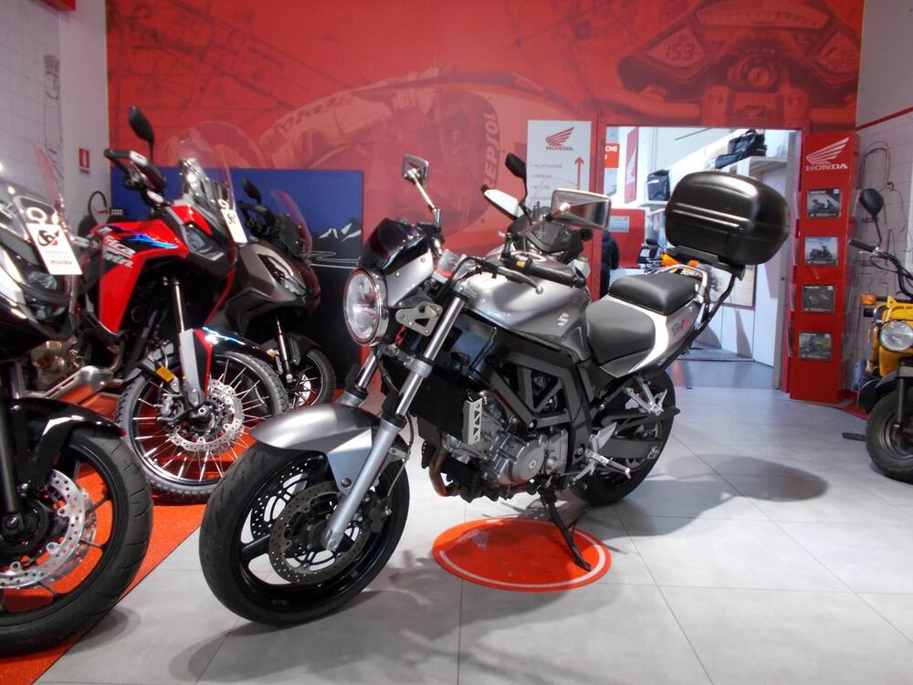 Suzuki SV 650 (2006 - 11) (2)