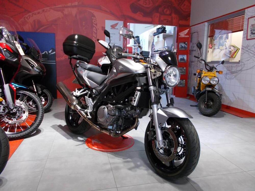 Suzuki SV 650 (2006 - 11) (7)