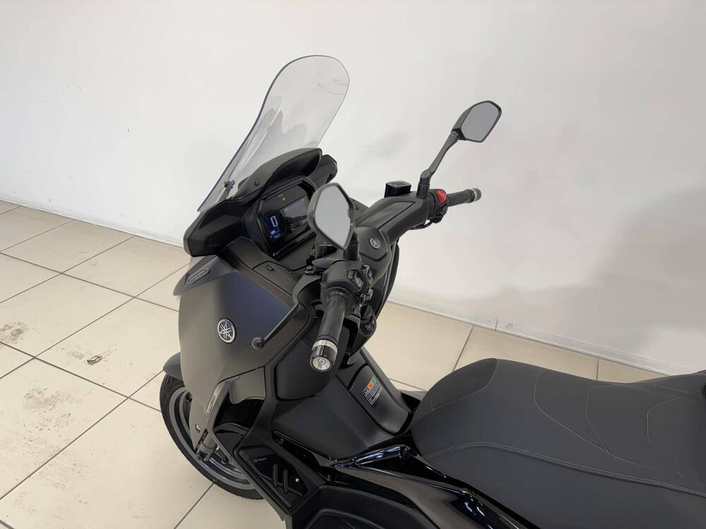 Yamaha X-Max 300 Tech Max (2025 - 26) (17)