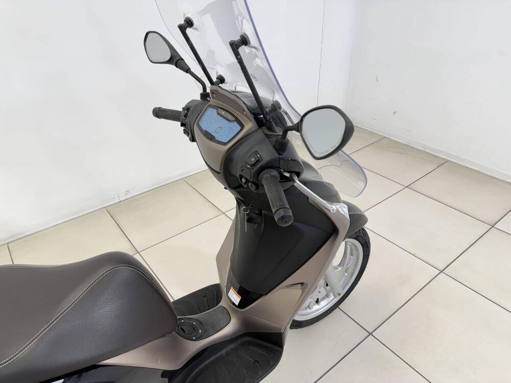 Piaggio Medley 125 ABS (2021 - 24) (8)