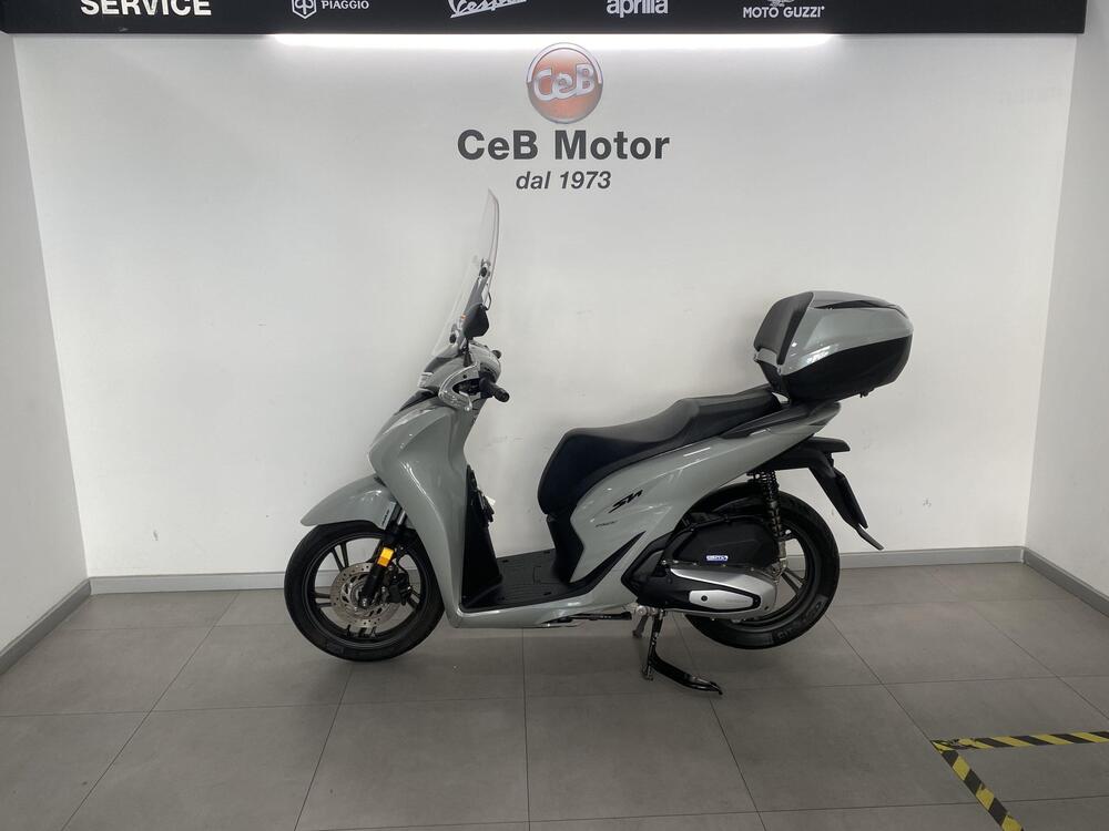 Honda SH 150i (2024 - 25) (5)