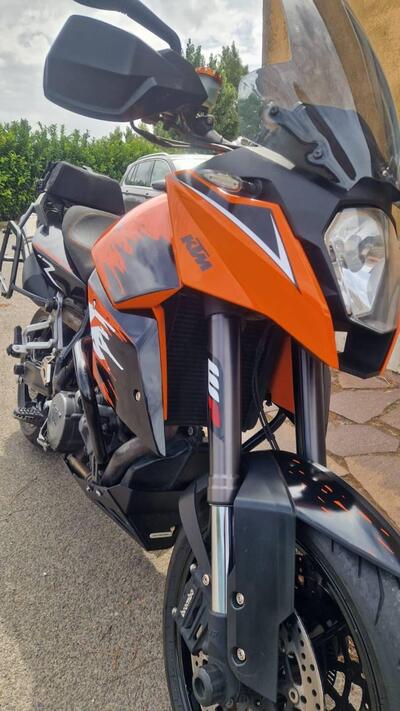 KTM 990 Supermoto T ABS (2011 - 13) usata