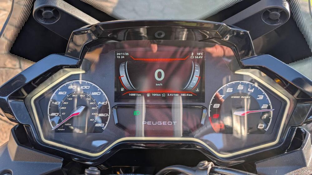 Peugeot XP400 GT (2023 - 24) (5)