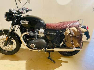 Triumph Bonneville T100 Chrome Edition (2023) usata