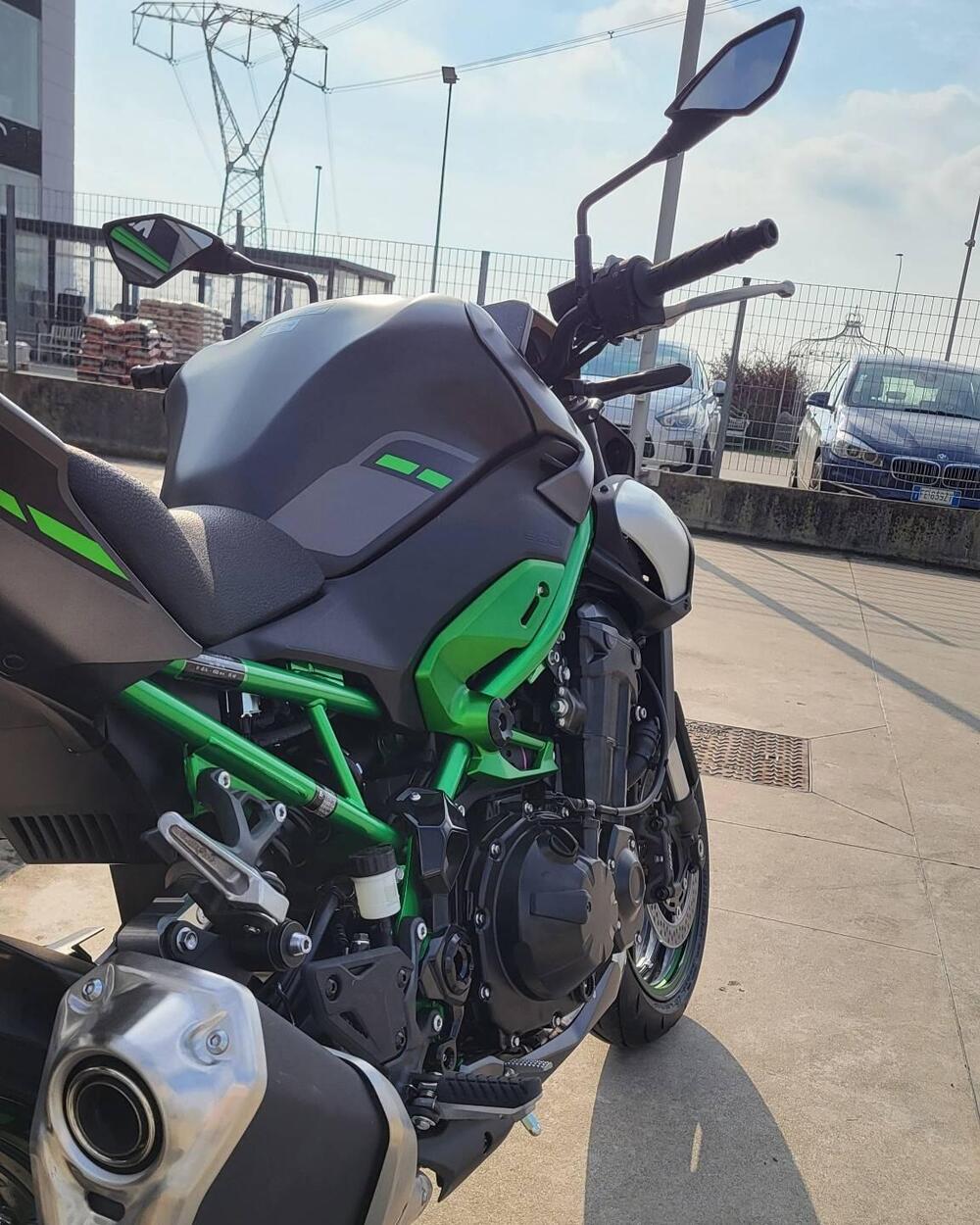 Kawasaki Z 900 (2025 - 26) (6)