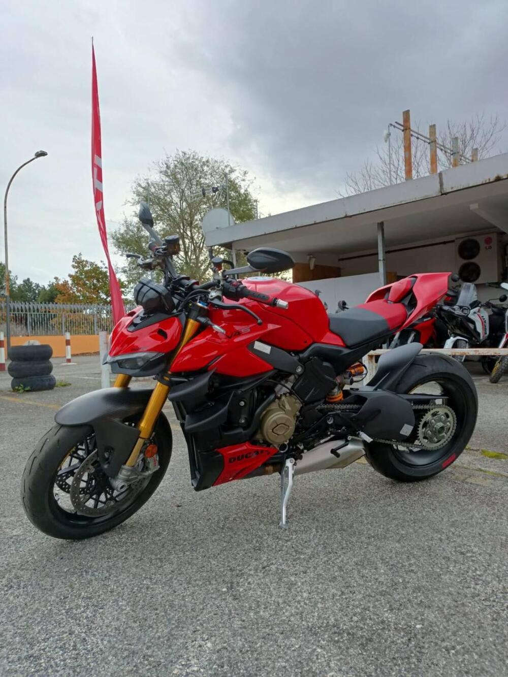 Ducati Streetfighter V4 S (2023 - 24) (4)
