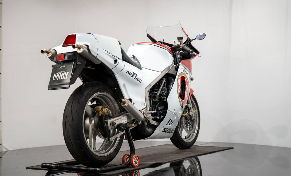 Suzuki RG 500 GAMMA (4)