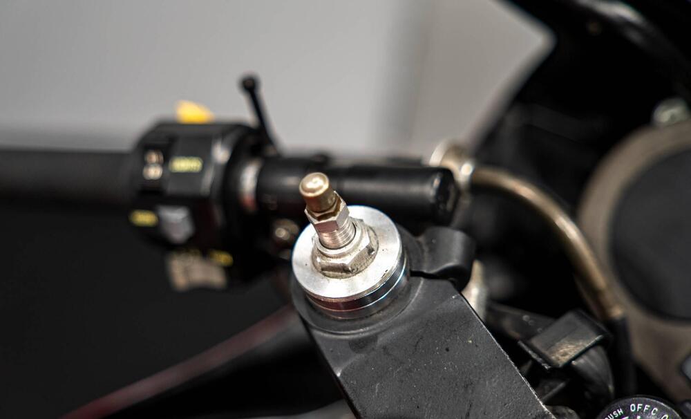 Suzuki RG 500 GAMMA (11)